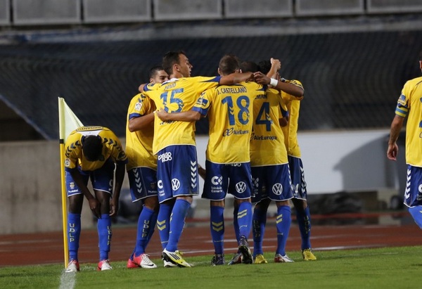 布莱顿内部会议纪要流出:转会期遗憾出局,国王杯使命明确,年轻球员得到机会的简单介绍 布莱顿内部会议纪要流出:转会期遗憾出局,国王杯使命明确,年轻球员得到机会的简单介绍