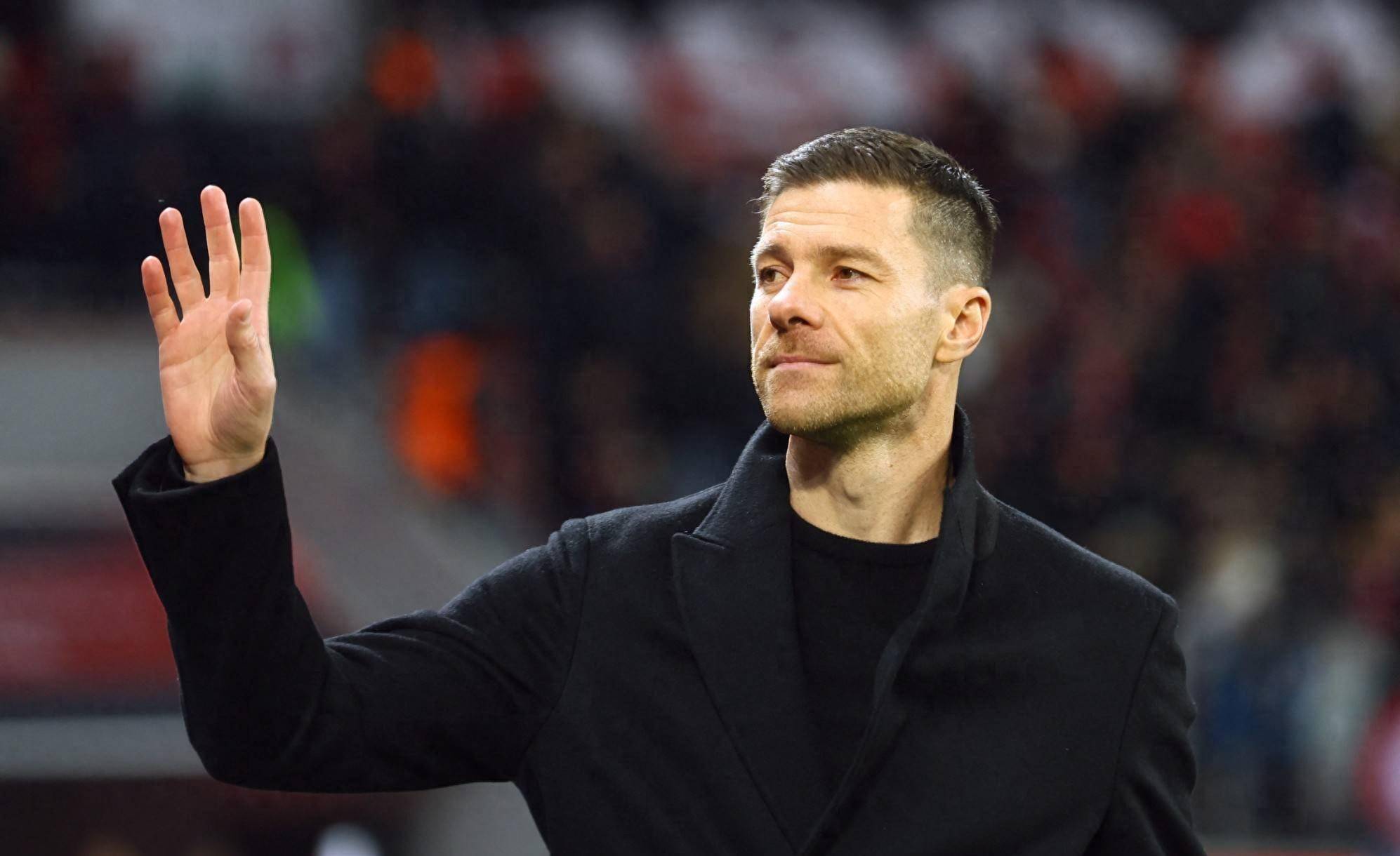 德甲今晨再迎强敌；国际米兰外线爆发；主帅态度——质疑声仍在；高层口径保持一致的简单介绍