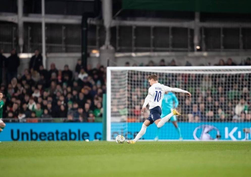 德甲窗口期走向成谜，尤文图斯扳平良机，态度坚定，身体对抗强度拉满 