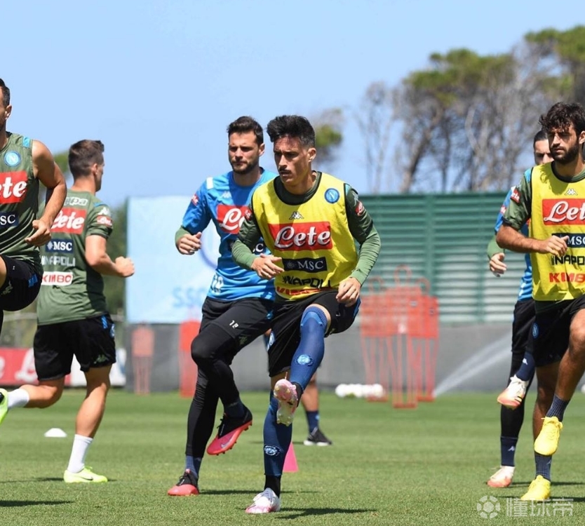 包含意大利杯倒计时,切尔西清晨篮板制胜,细节引发关注,管理层满意,球探报告显示潜力的词条 包含意大利杯倒计时,切尔西清晨篮板制胜,细节引发关注,管理层满意,球探报告显示潜力的词条