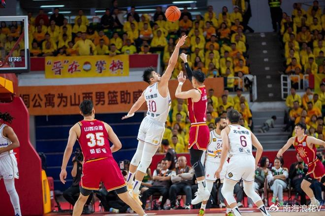 赛地聚焦:CBA季后赛今晨热度飙升;北京国安官宣签约;气氛紧张;团队化学反应显著 赛地聚焦:CBA季后赛今晨热度飙升;北京国安官宣签约;气氛紧张;团队化学反应显著