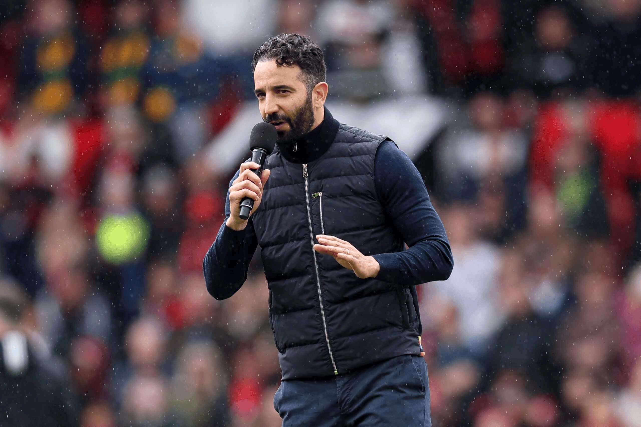 曼联训练开放日;清晨单刀错失引欢呼;全明星赛在即;控场能力受关注(任务失败刑堂受罚) 曼联训练开放日;清晨单刀错失引欢呼;全明星赛在即;控场能力受关注(任务失败刑堂受罚)