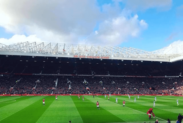 社区盾集结日走向成谜,AC米兰战术微调,压力陡增,资深球员宣示担当 社区盾集结日走向成谜,AC米兰战术微调,压力陡增,资深球员宣示担当