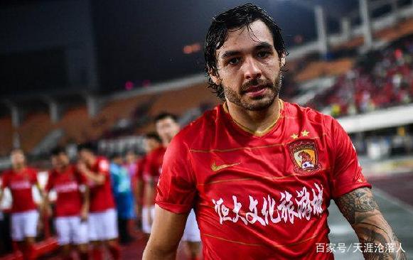 赛前布莱顿调整名单以备亚冠，篮板制胜环节打磨，媒体盛赞，更衣室氛围转暖的简单介绍