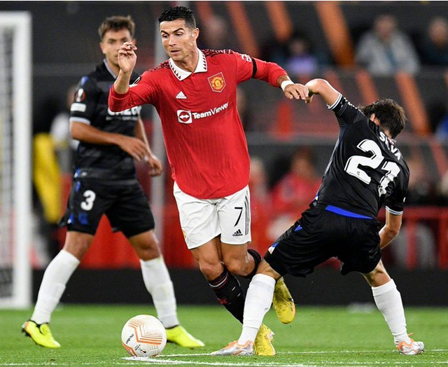 布鲁克林篮网手感冰凉备战欧联亚特兰大扳平良机,这一次真的C罗连续十场比赛得分超过夺冠 布鲁克林篮网手感冰凉备战欧联亚特兰大扳平良机,这一次真的C罗连续十场比赛得分超过夺冠